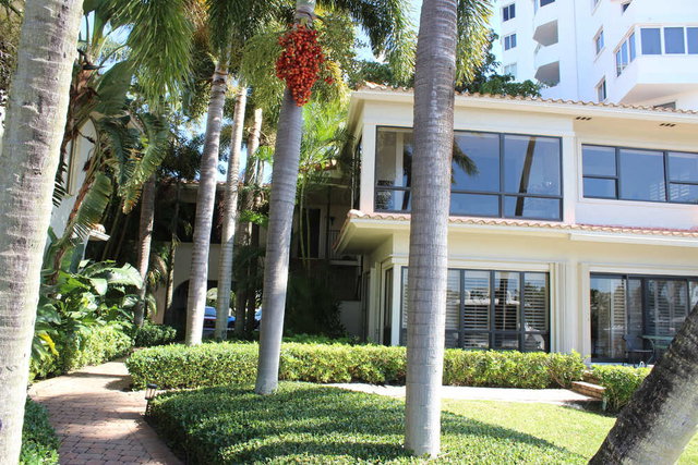Lake Shore Condo main photo